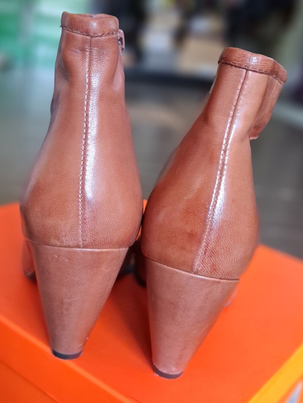 Miz Mooz Women’s Tan Leather Cutout Lace-Up Ankle Boots #3947 - Picture 4 of 5